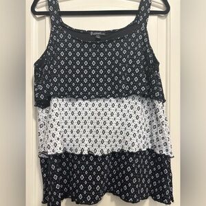 Black and White Patterned Women's Top